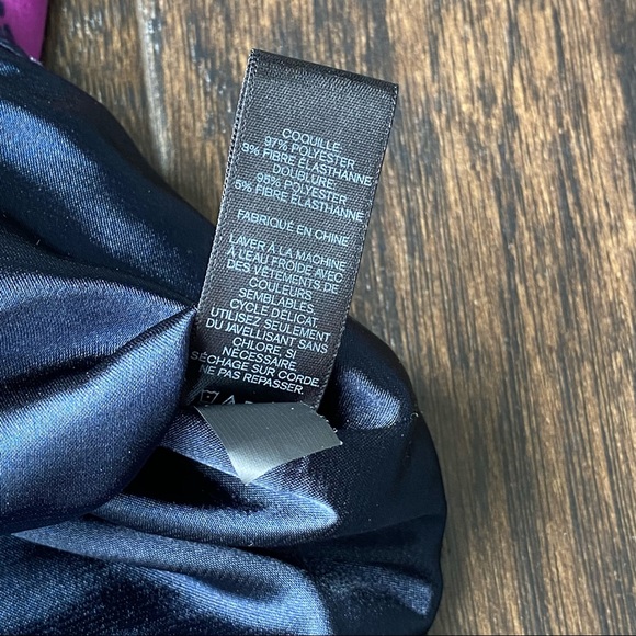 Express Ruched Floral Dress - Picture 7 of 10